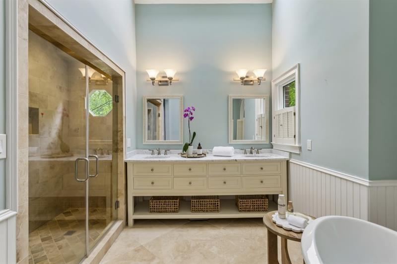 4223 Wieuca Overlook NE