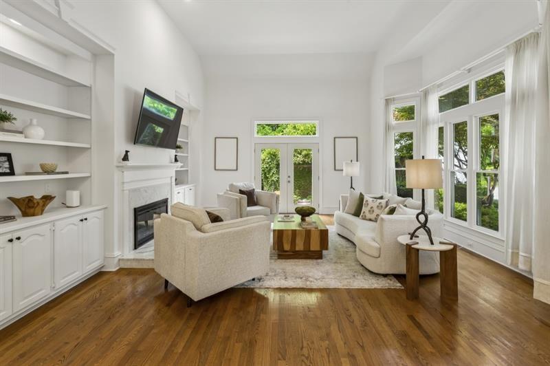 4223 Wieuca Overlook NE