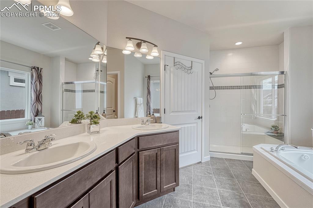 11149 Galaxy Hunter Drive