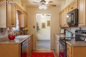 914 Westmoor Drive