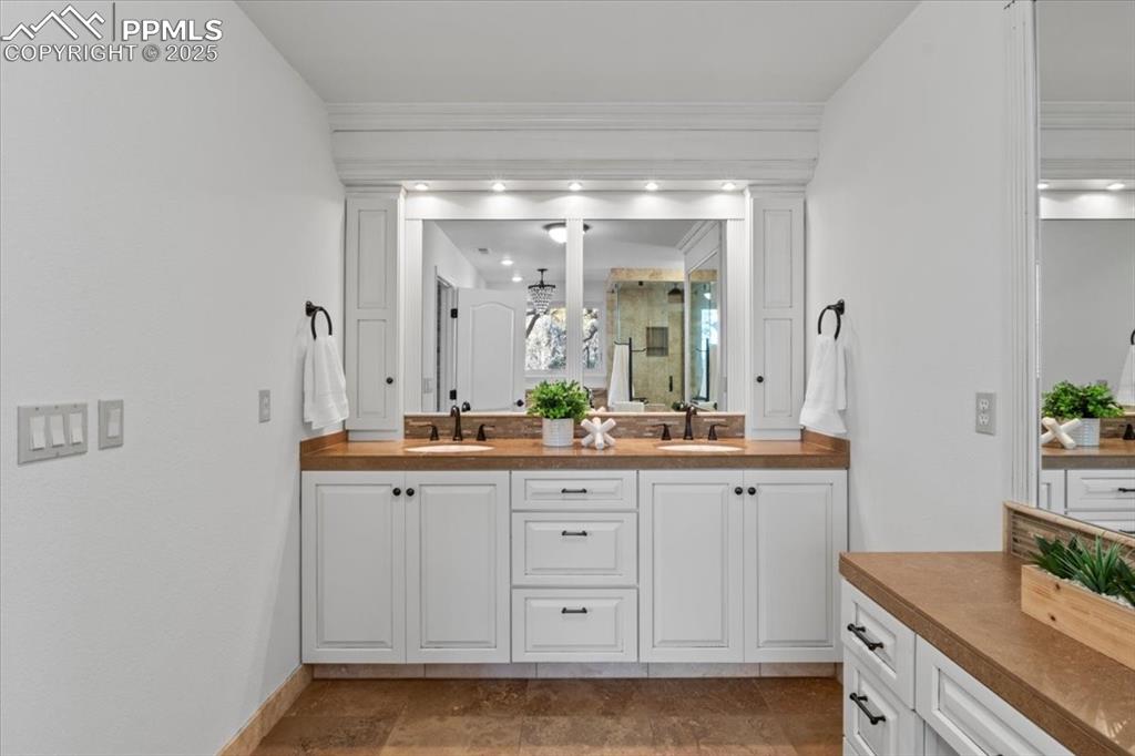 2269 Palm Drive Unit: C