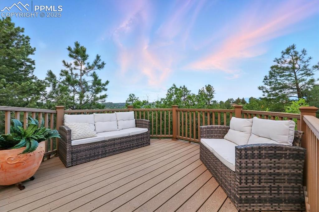 78 Raven Hills Court
