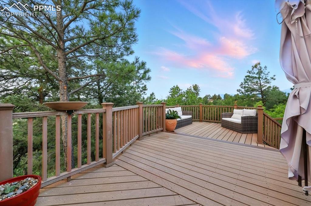 78 Raven Hills Court