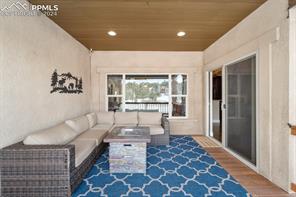 1316 Longs Point
