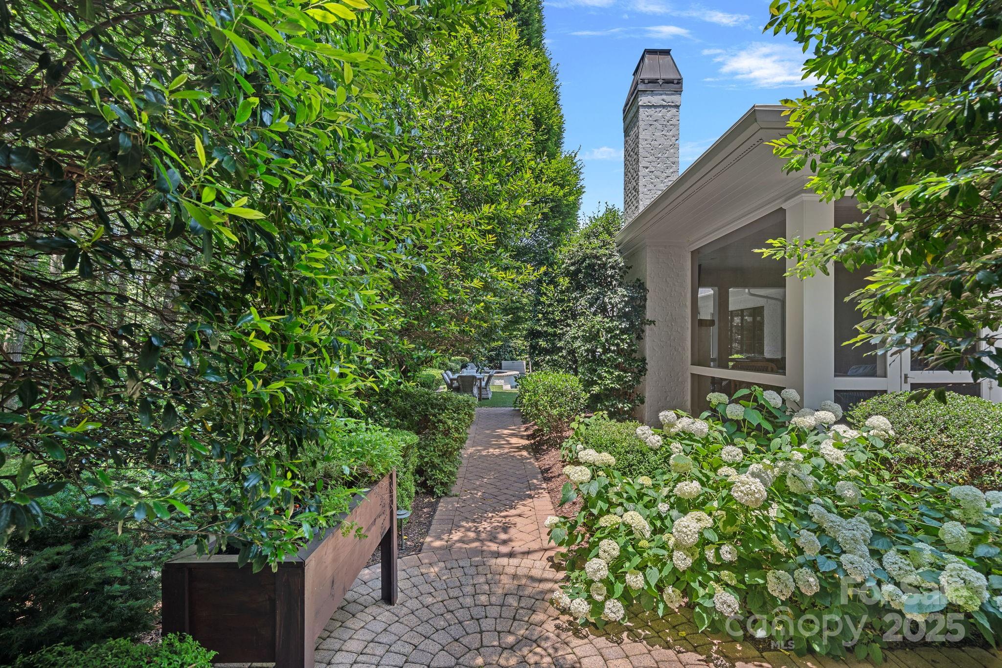 19117 Davidson Concord Road