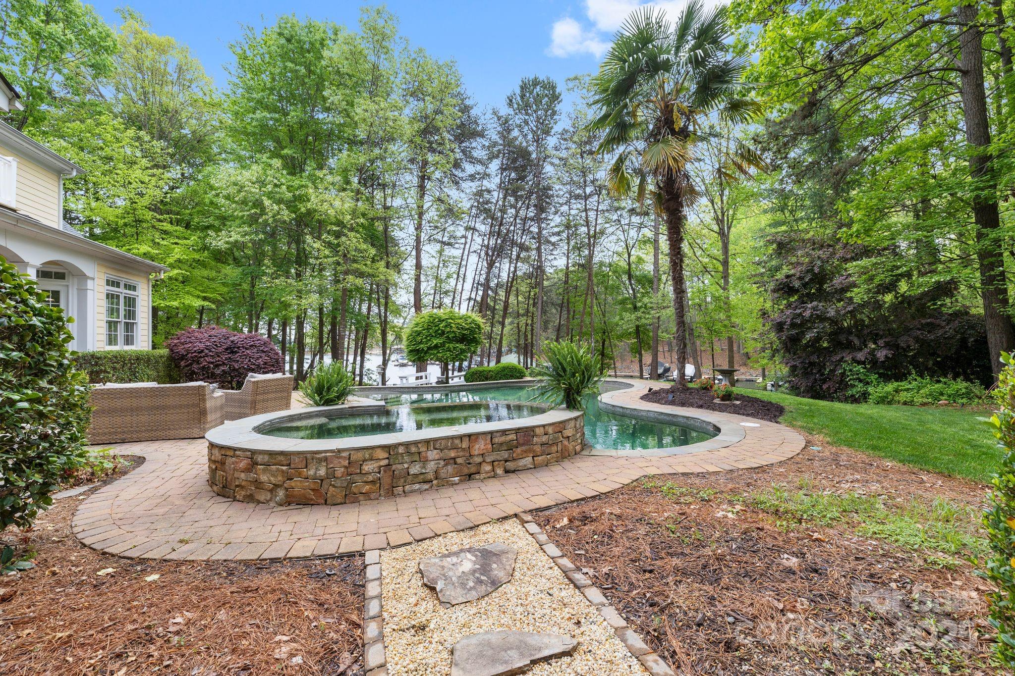 4525 Island Waters Drive