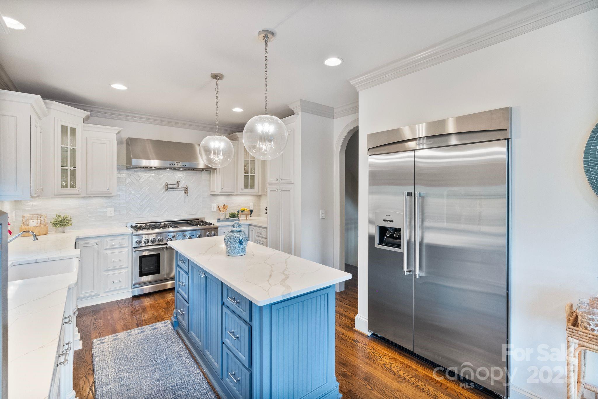 17825 Spinnakers Reach Drive