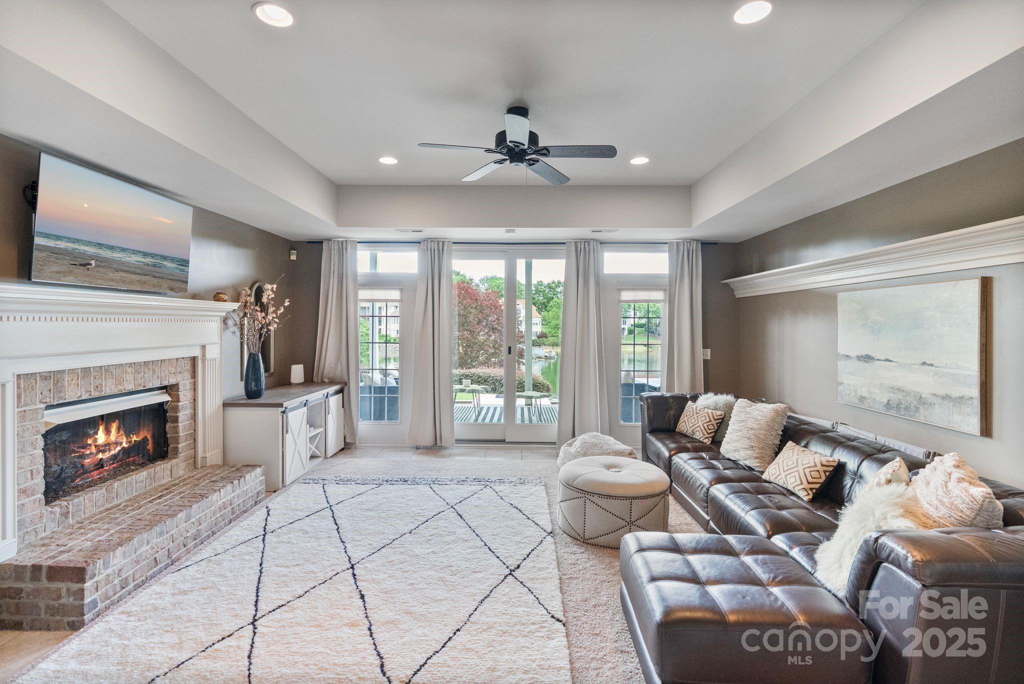 17825 Spinnakers Reach Drive