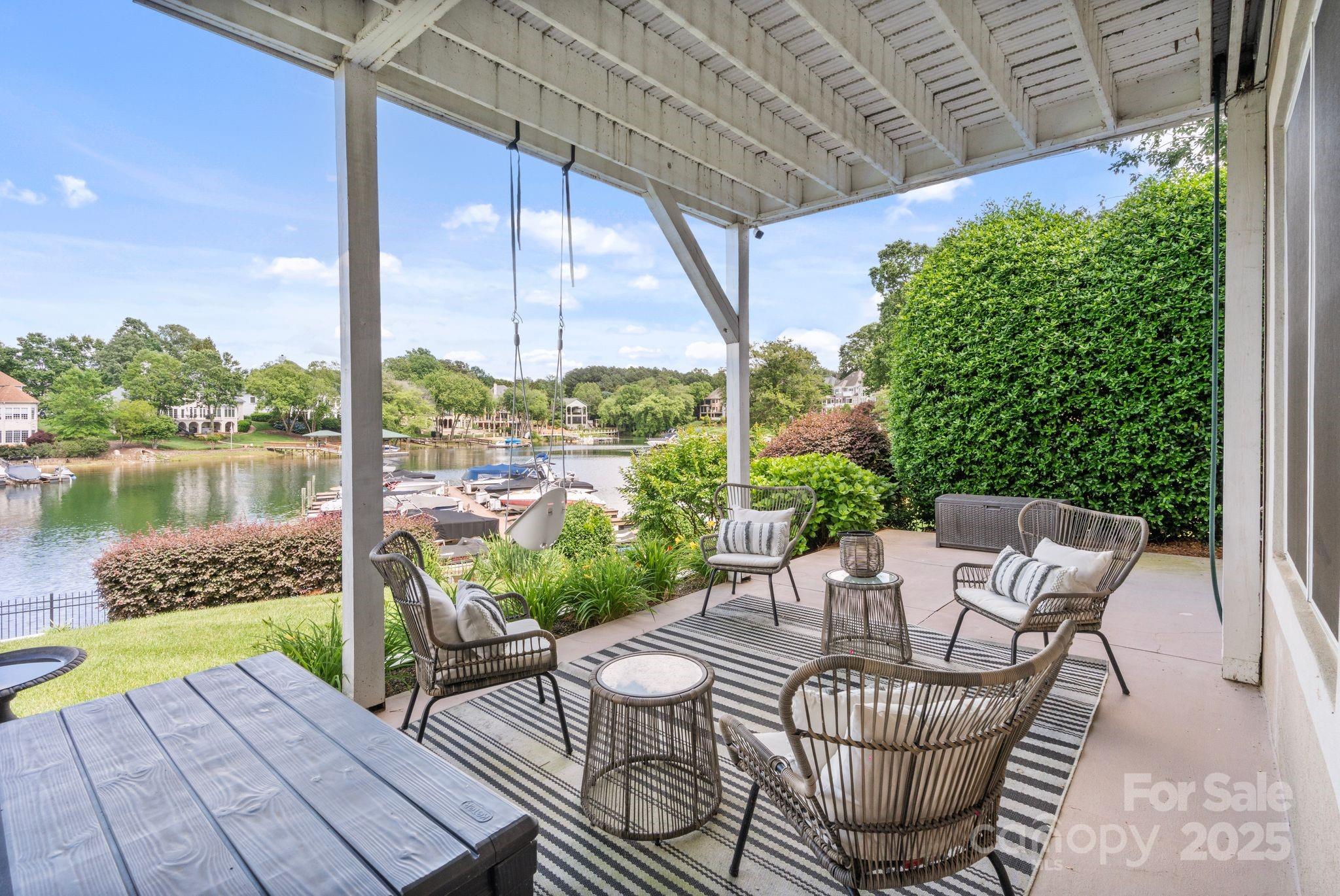 17825 Spinnakers Reach Drive