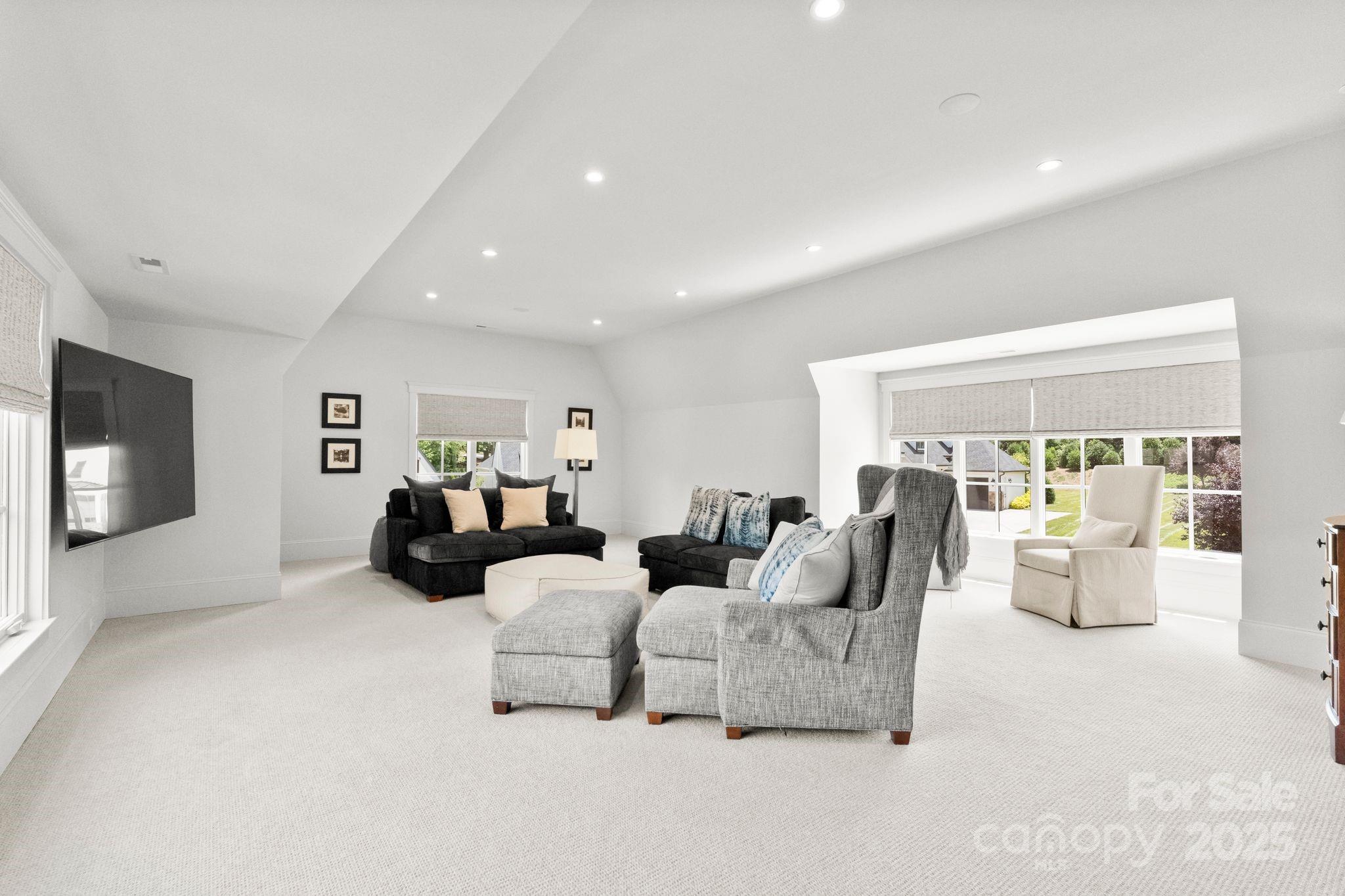 21216 Olde Quarry Lane