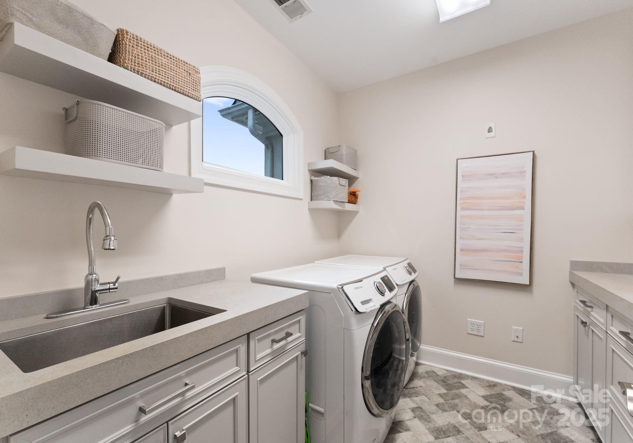 102 Stone Point Court