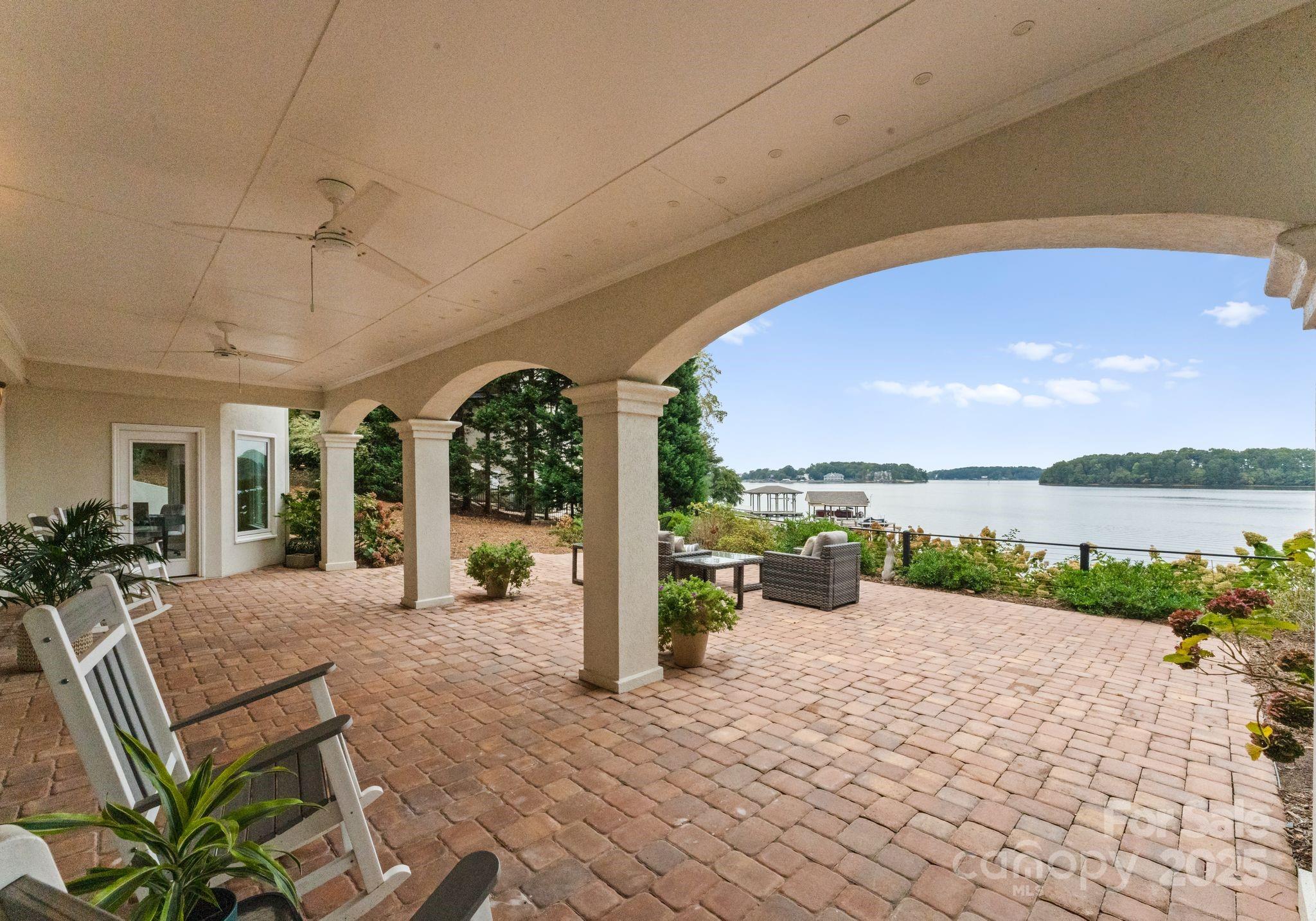 102 Stone Point Court