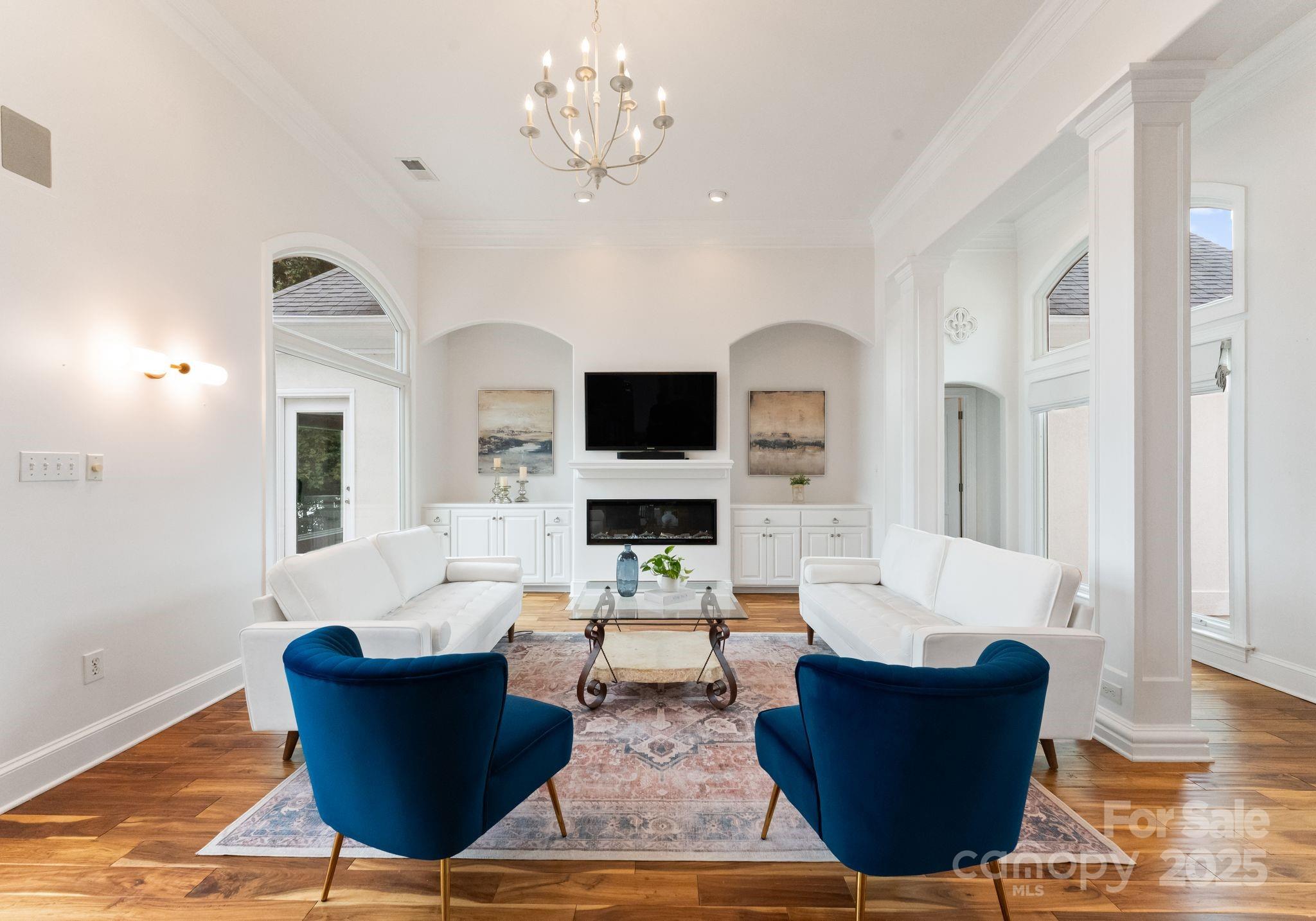 102 Stone Point Court