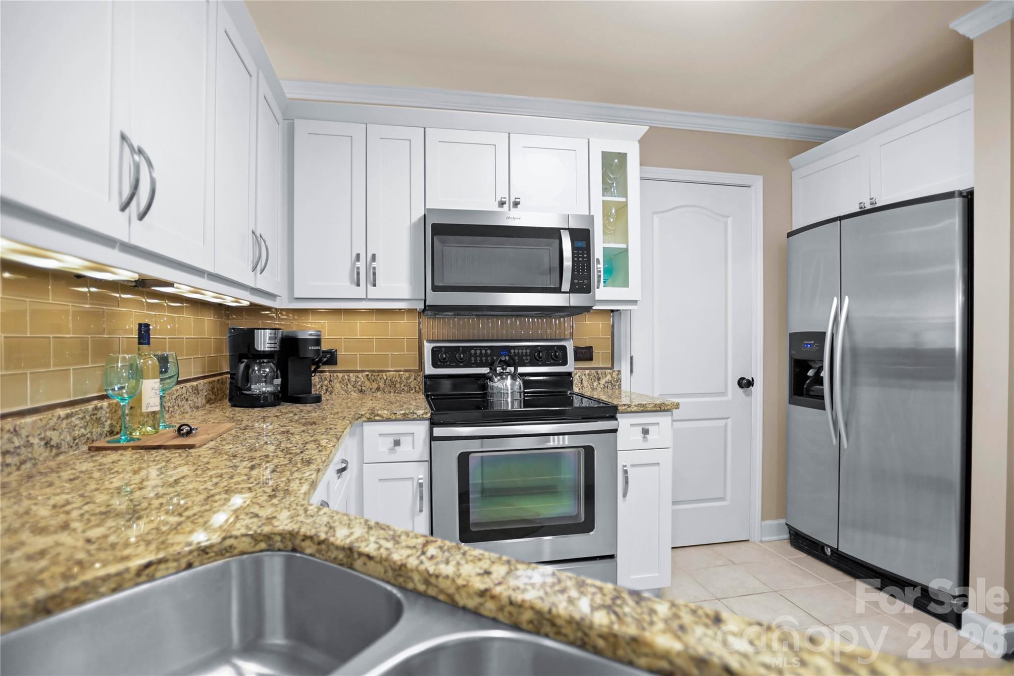 18525 Harborside Drive