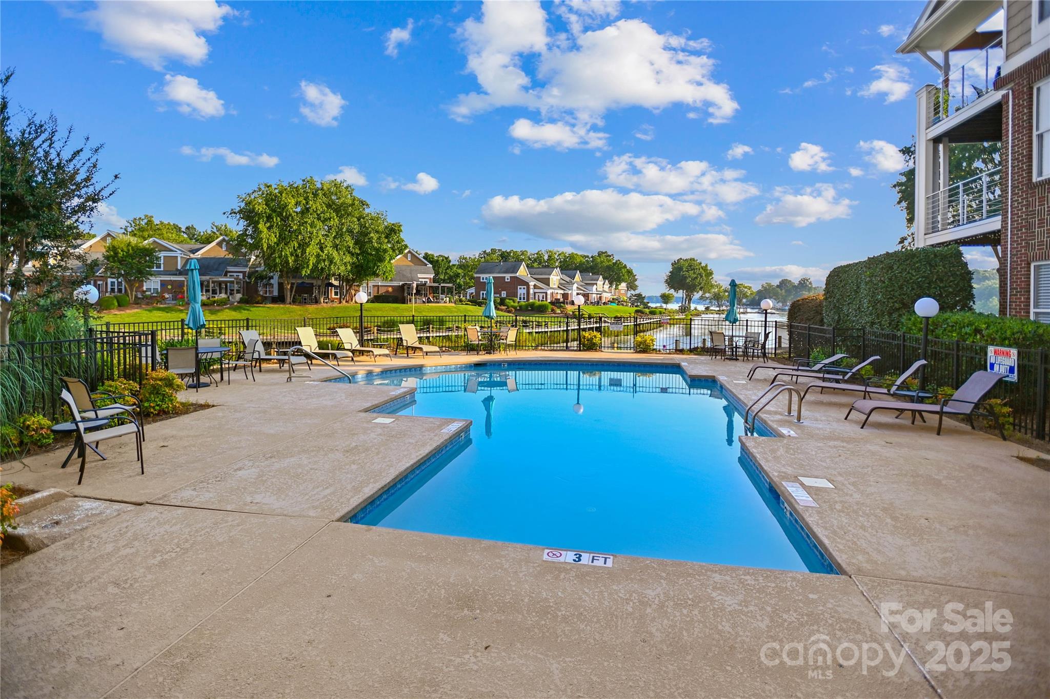 18525 Harborside Drive