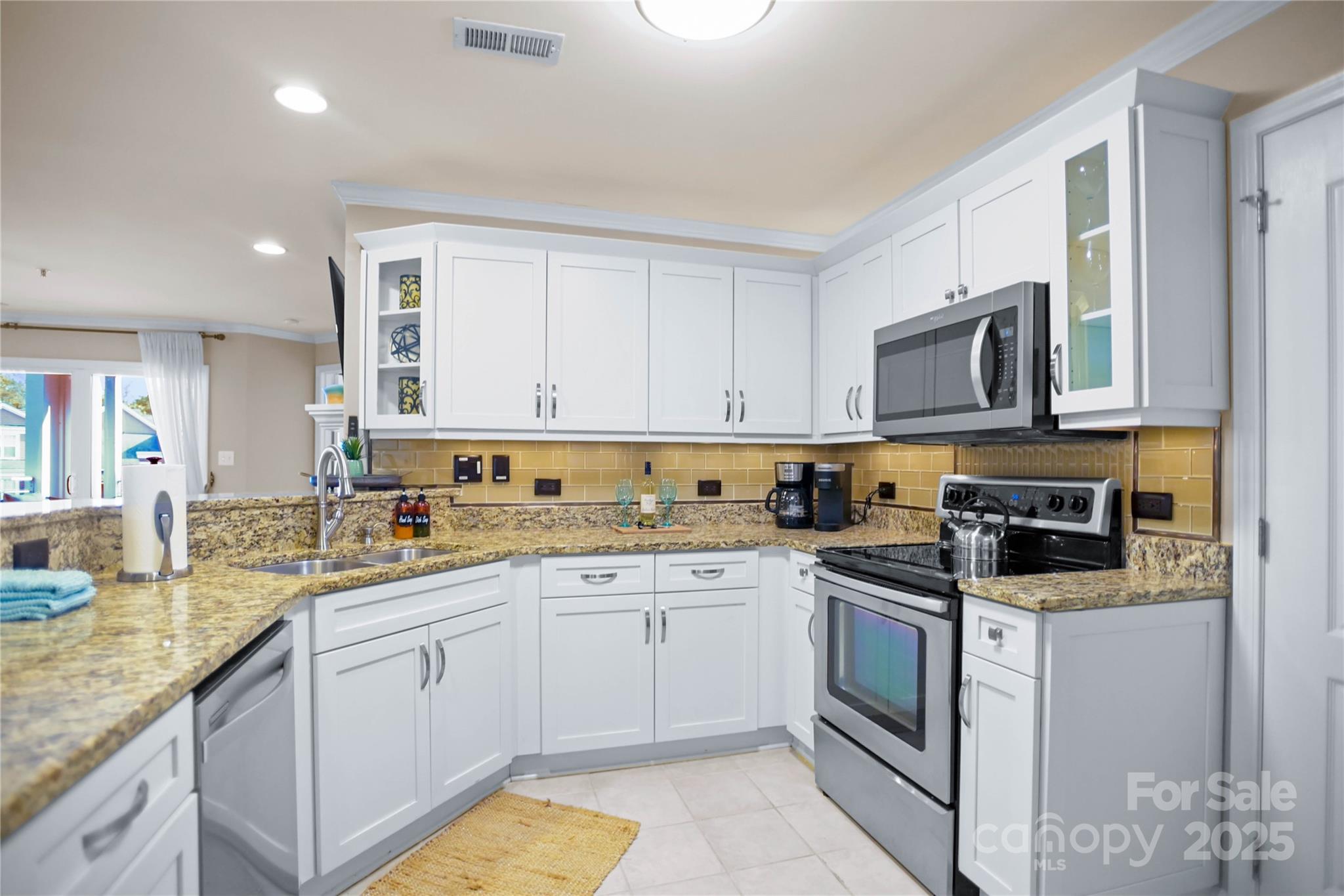 18525 Harborside Drive