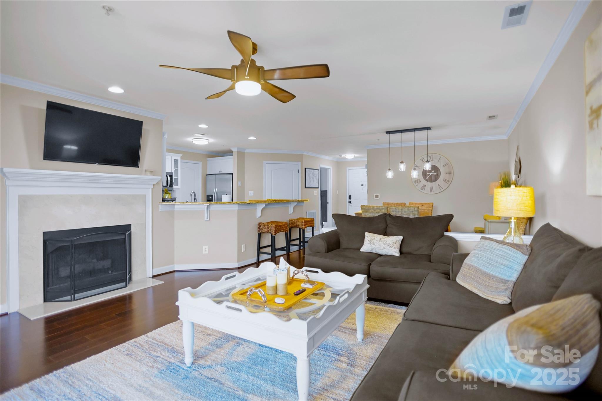 18525 Harborside Drive