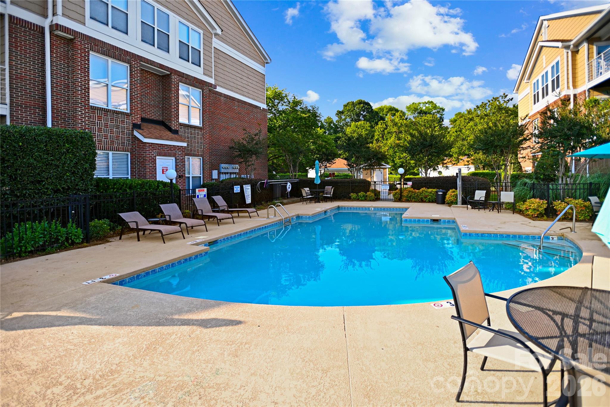 18525 Harborside Drive