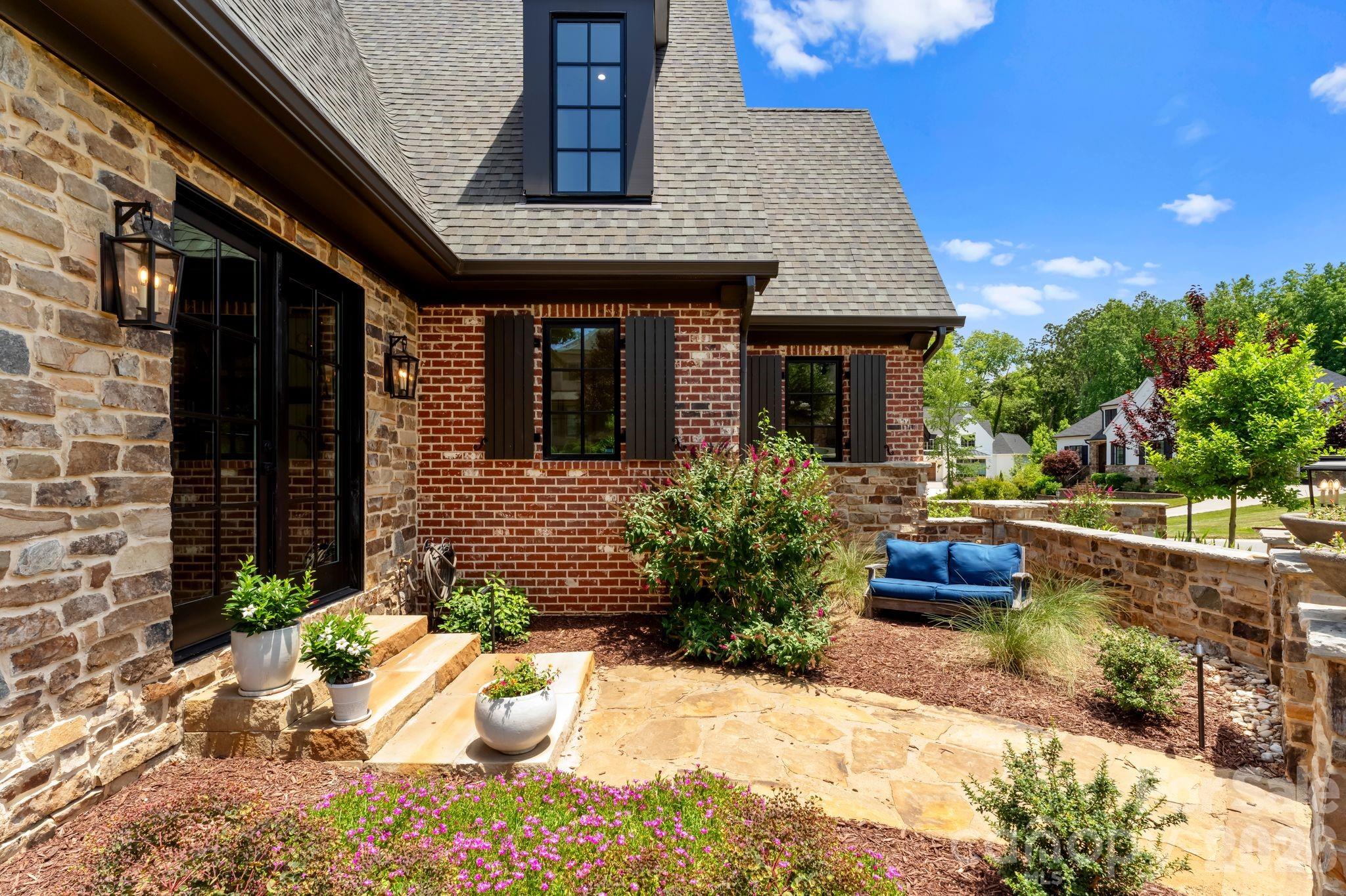 21216 Olde Quarry Lane