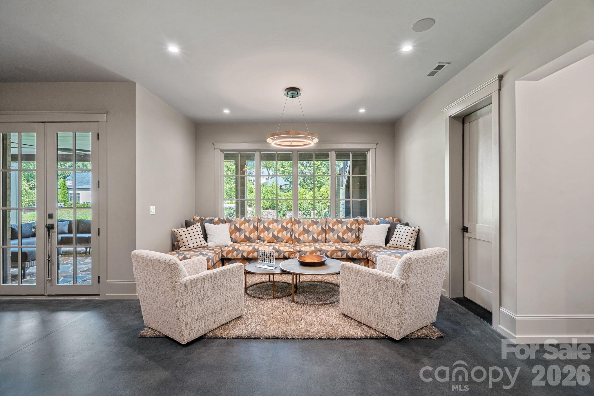 21216 Olde Quarry Lane