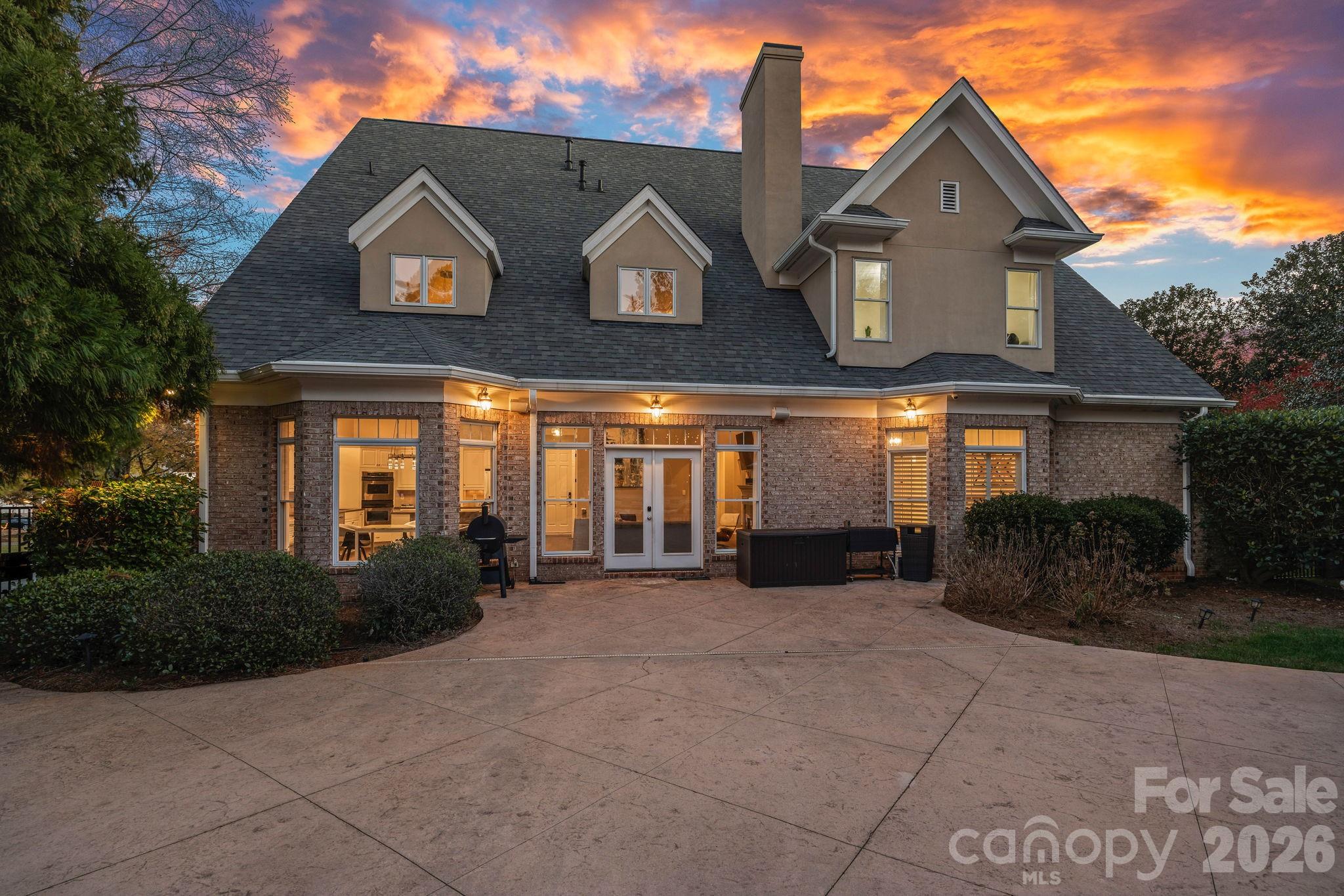 18823 Peninsula Cove Lane