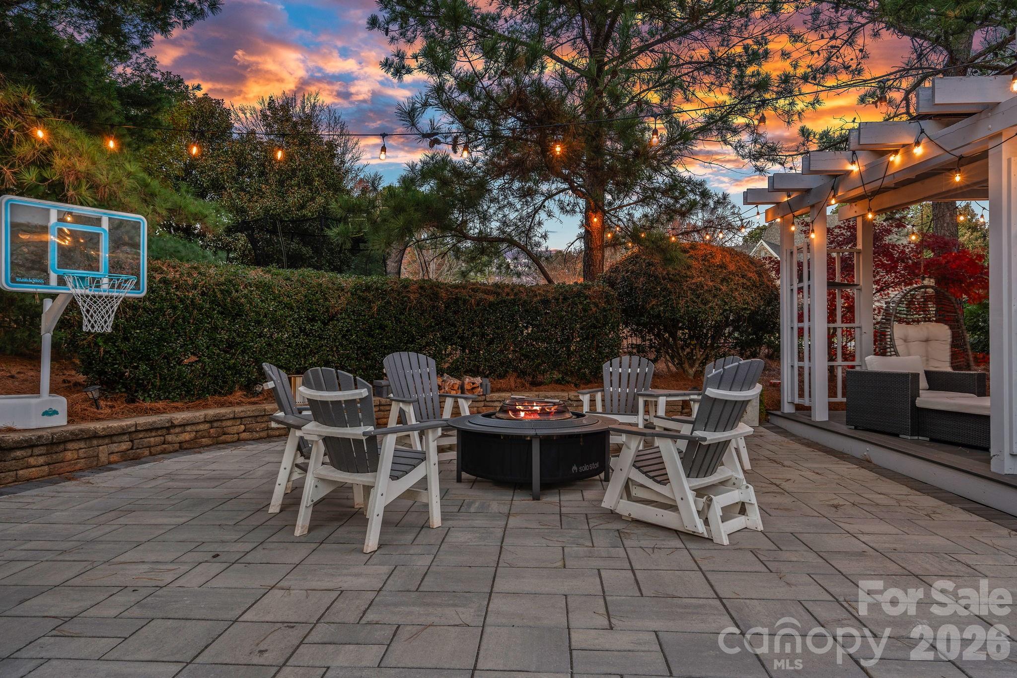 18823 Peninsula Cove Lane