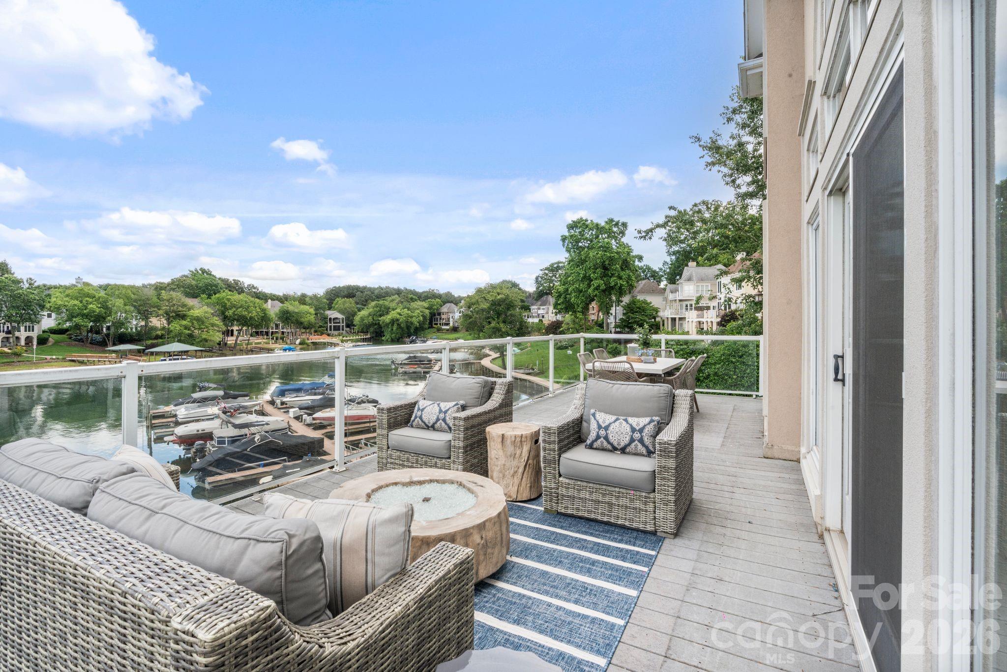 17825 Spinnakers Reach Drive