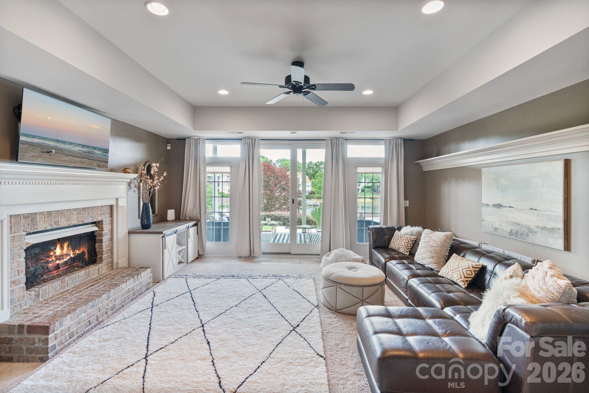 17825 Spinnakers Reach Drive