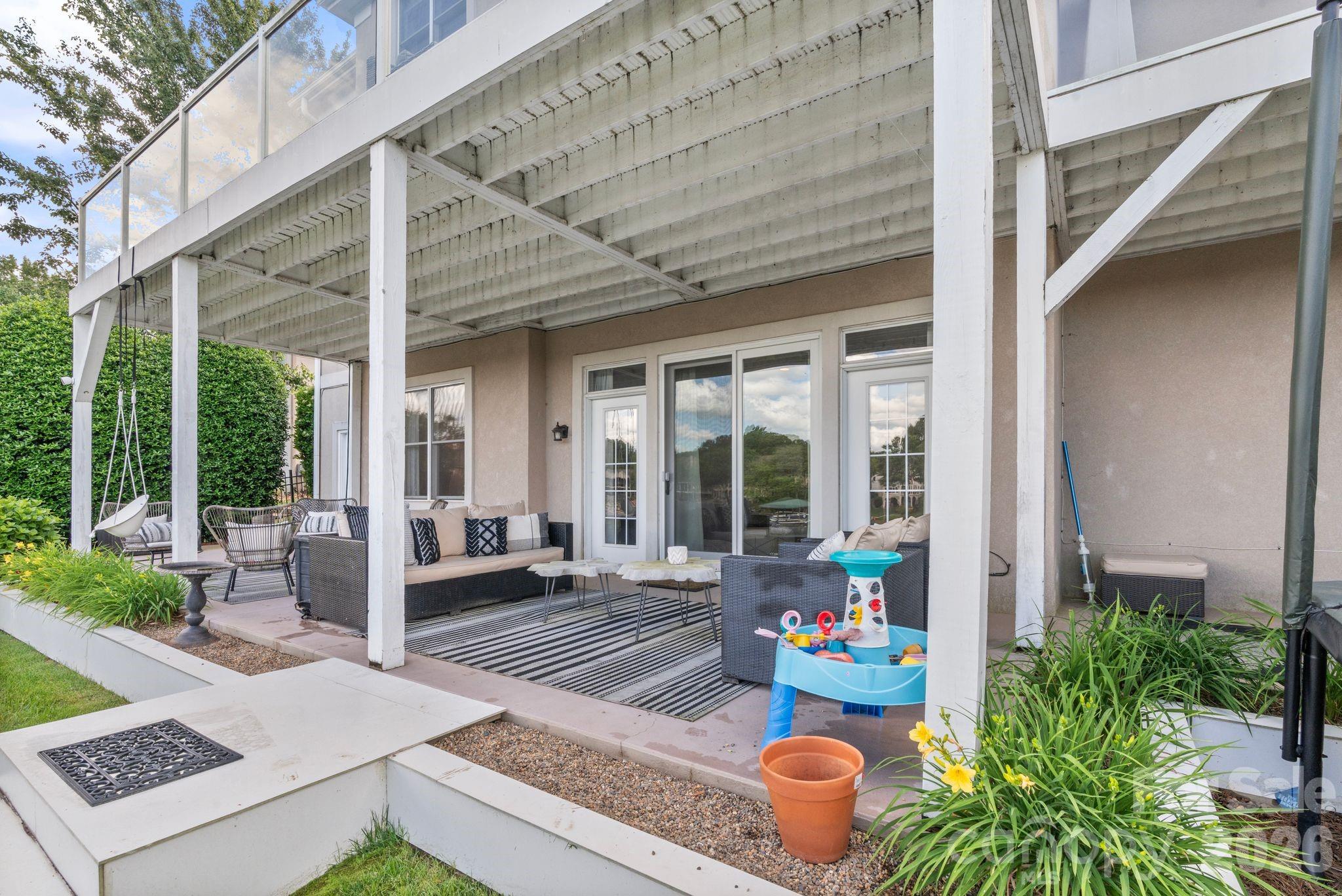 17825 Spinnakers Reach Drive