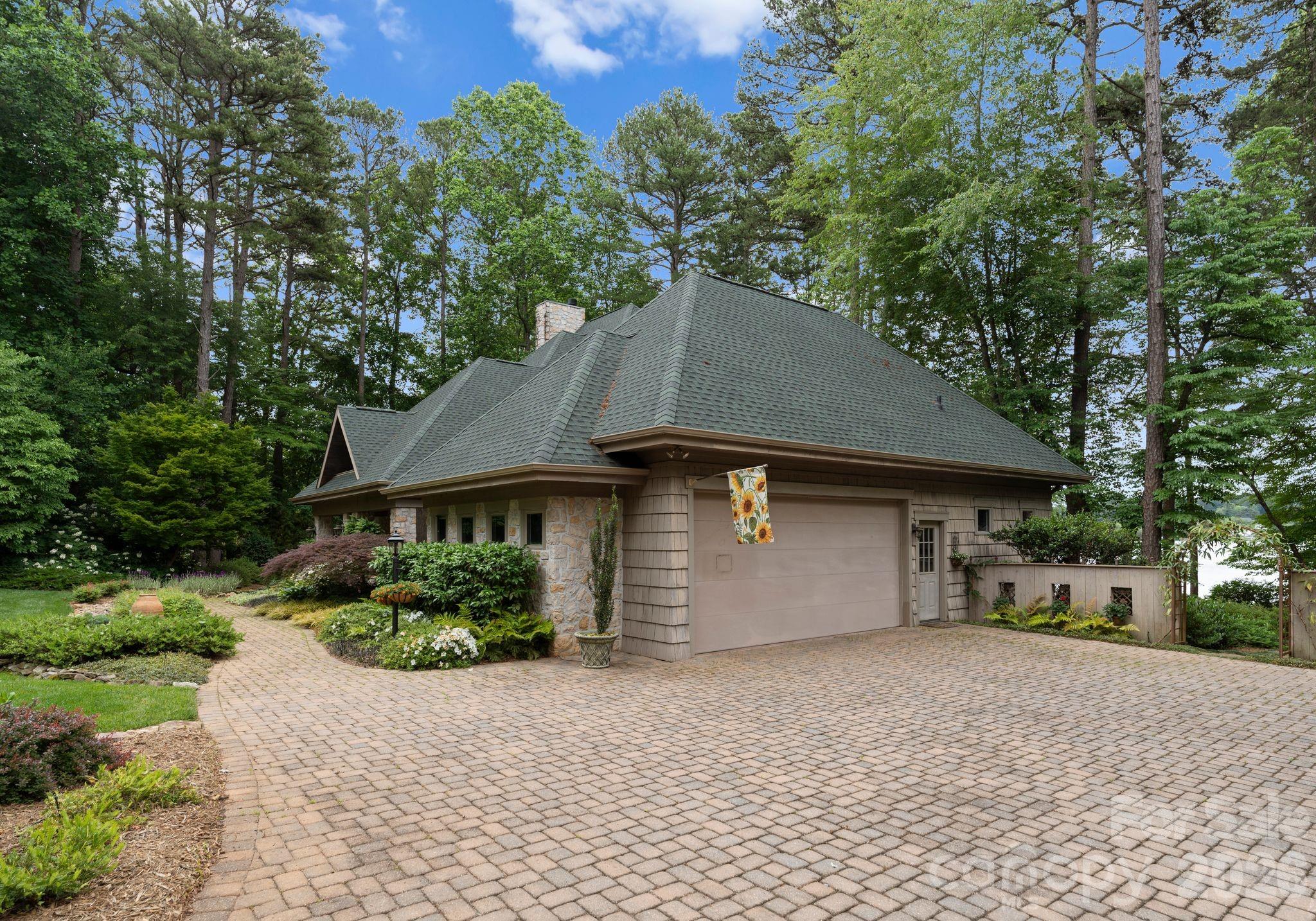 170 Iron Gate Circle