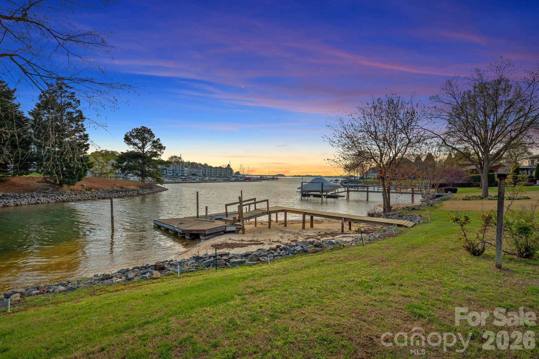 18726 Bluff Point Road