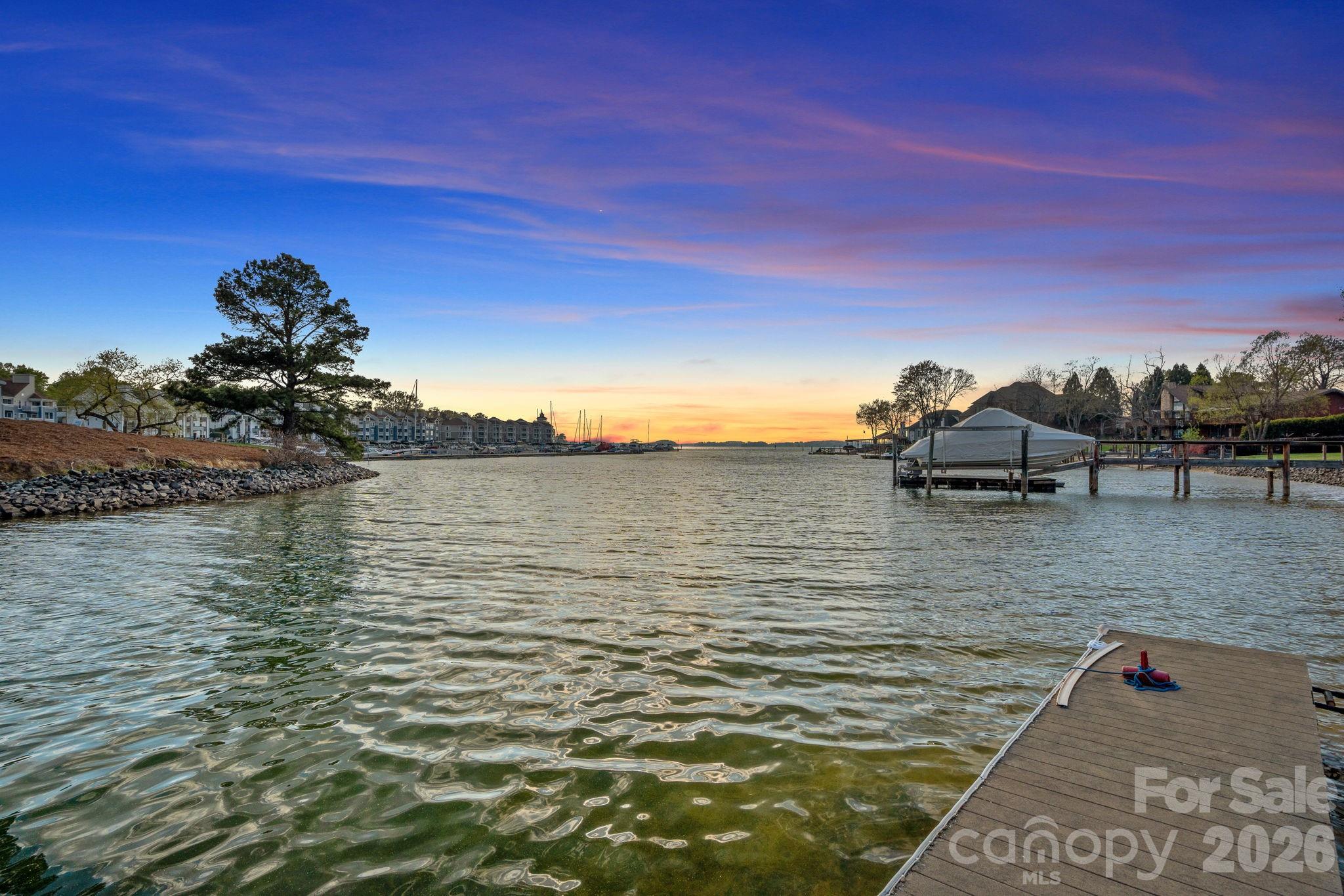 18726 Bluff Point Road