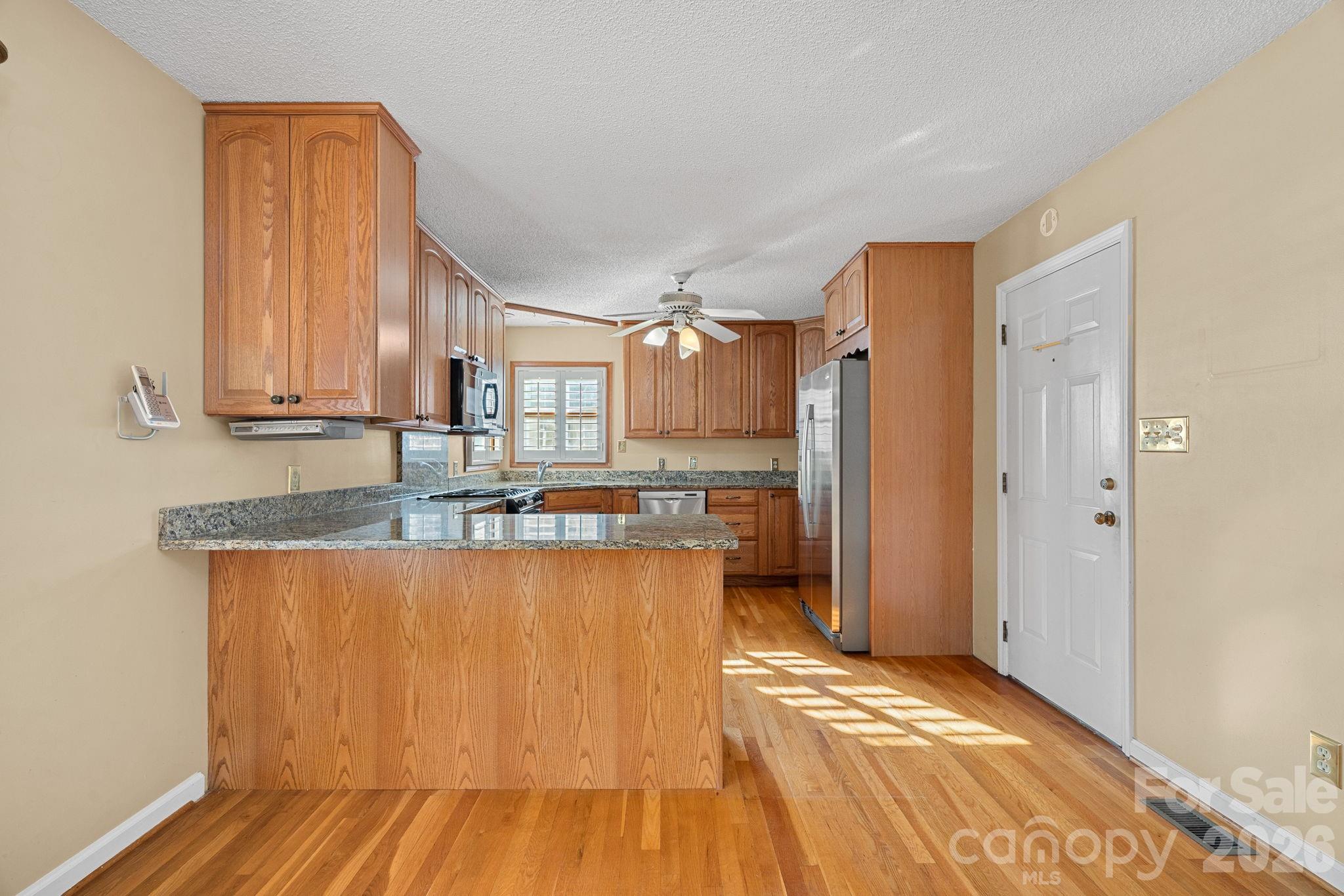 18726 Bluff Point Road