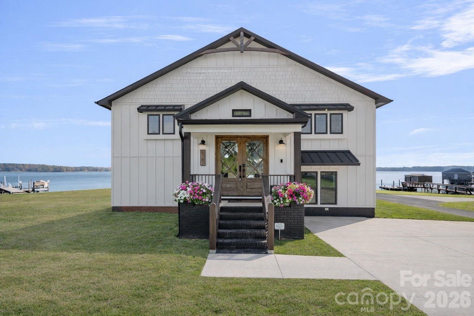 8182 Mountain Shore Drive