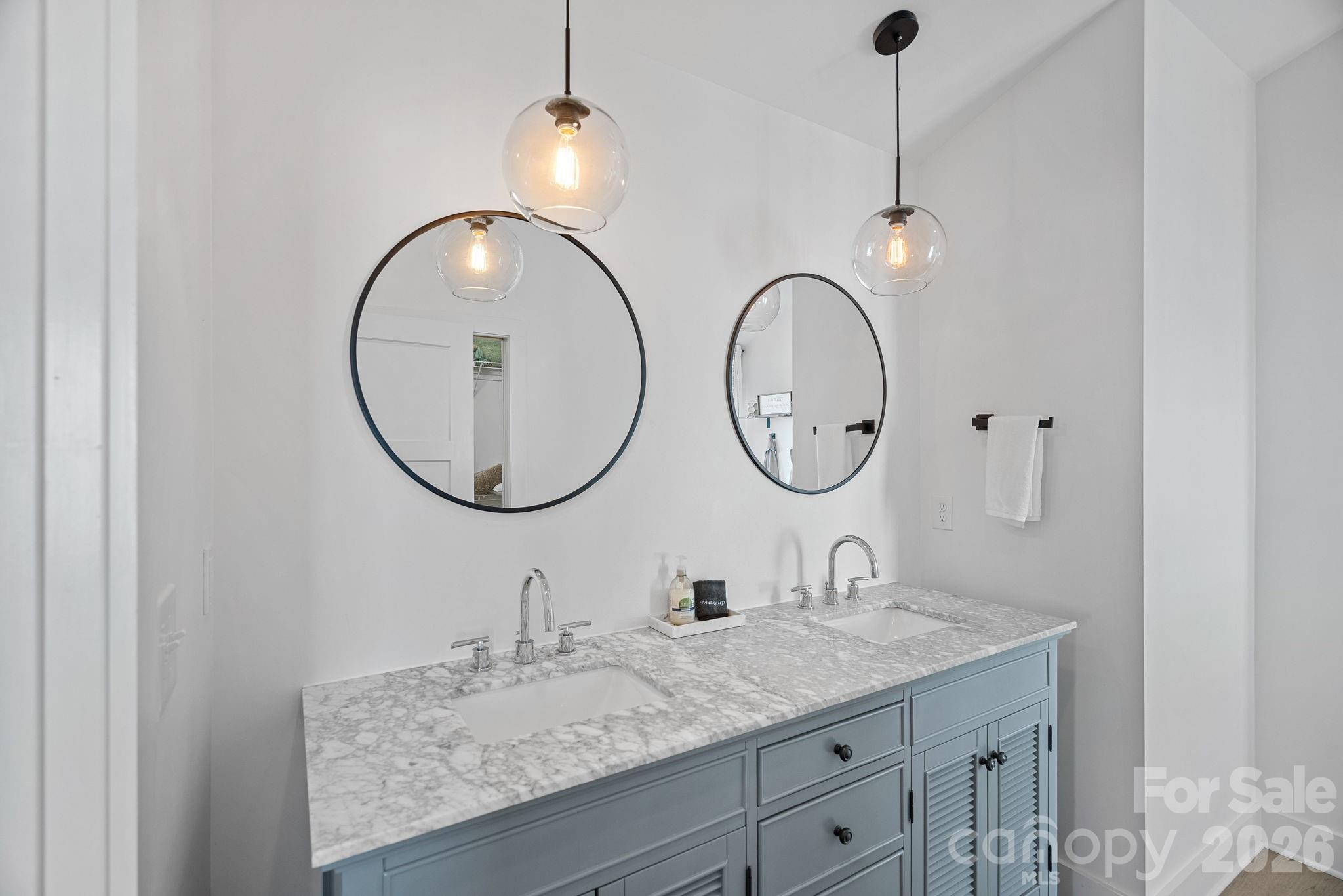 8182 Mountain Shore Drive
