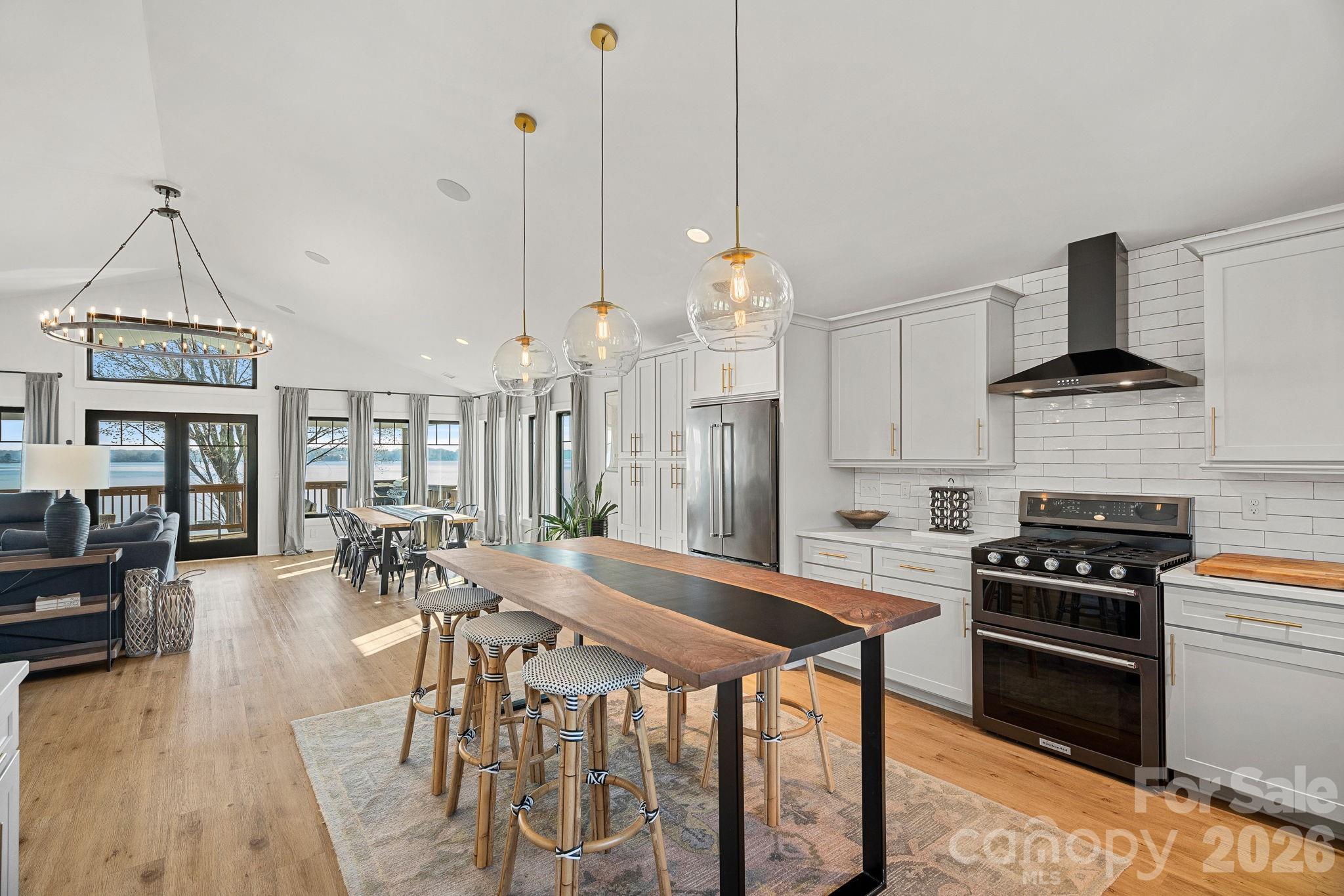 8182 Mountain Shore Drive