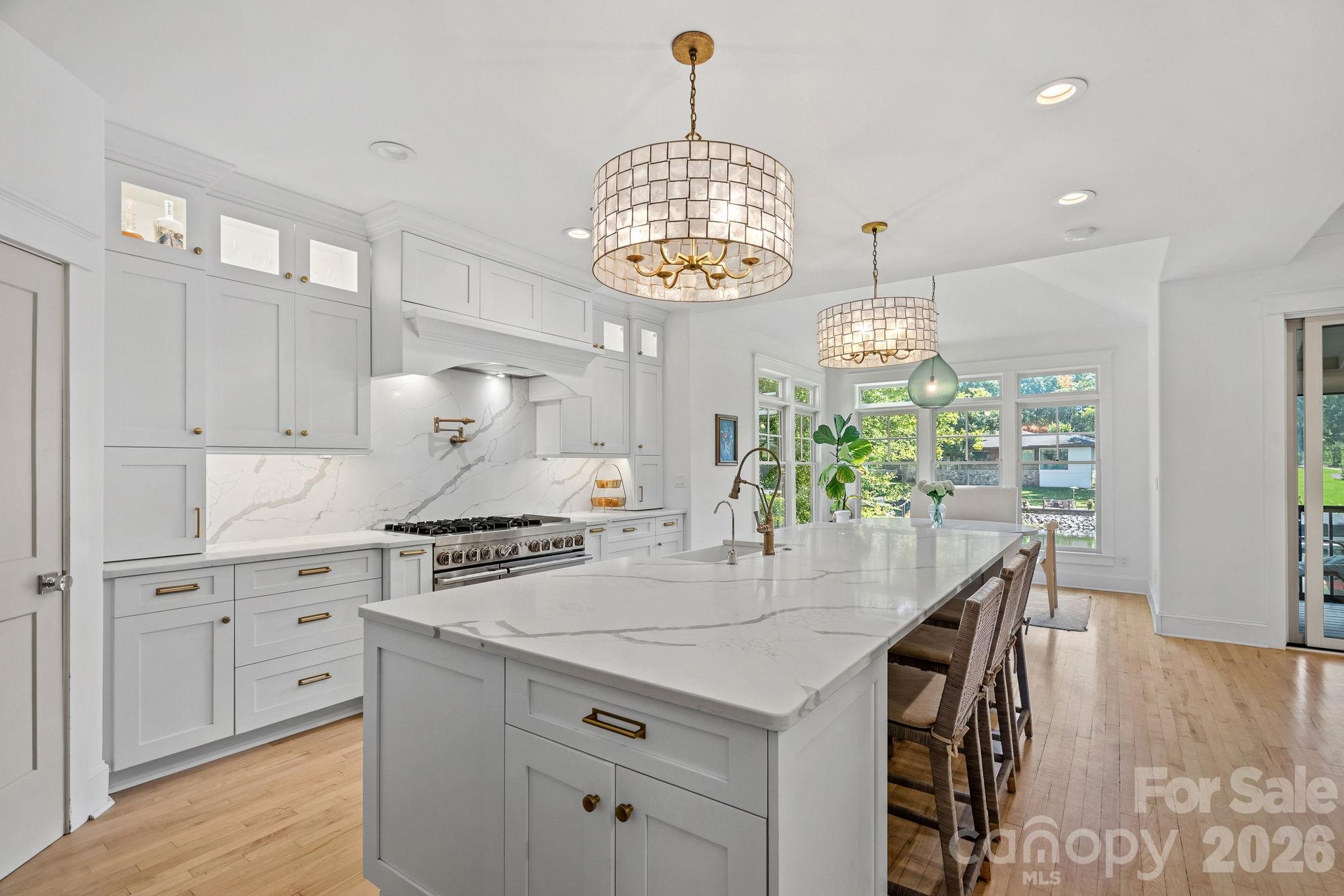 19610 Weavers Circle