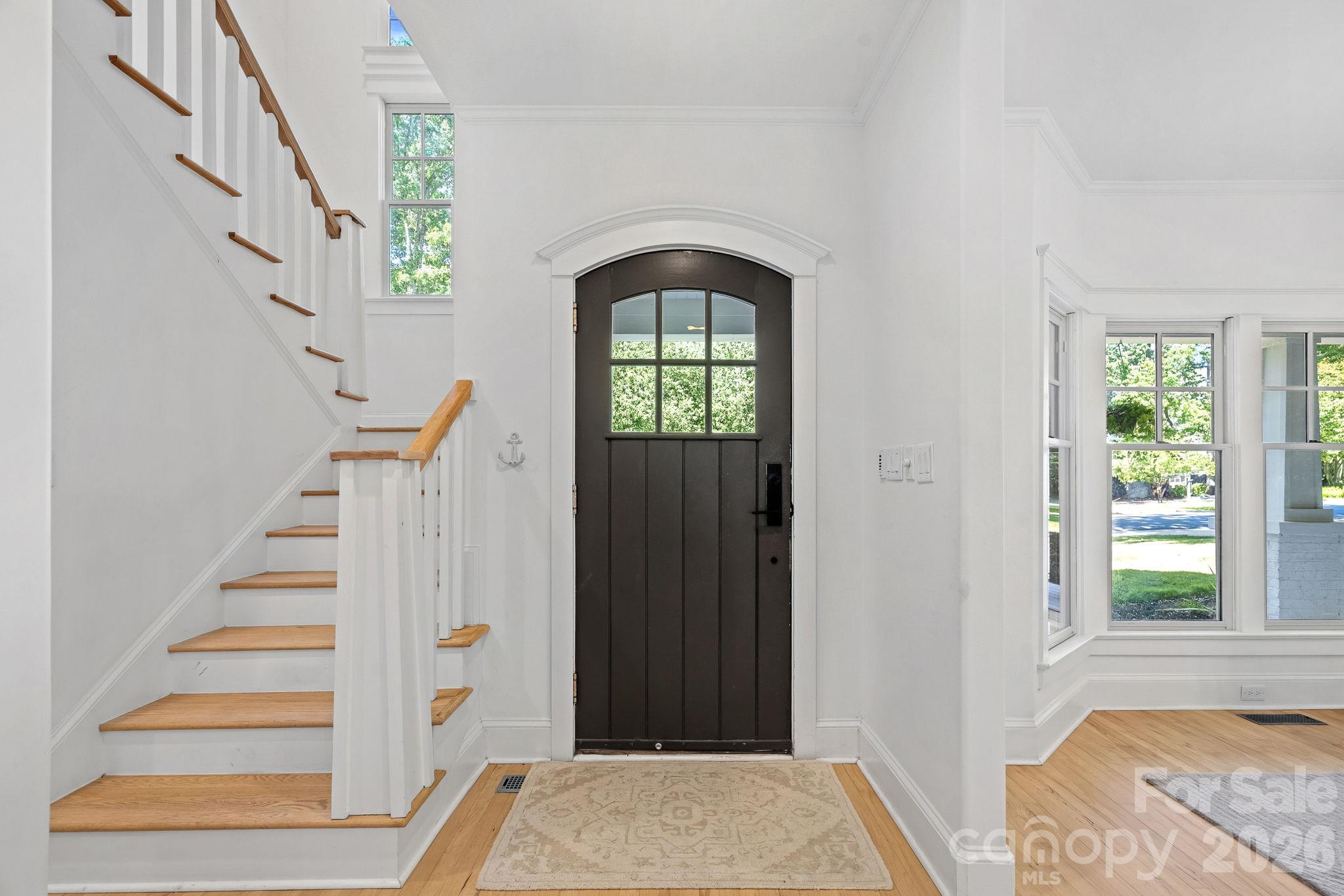 19610 Weavers Circle