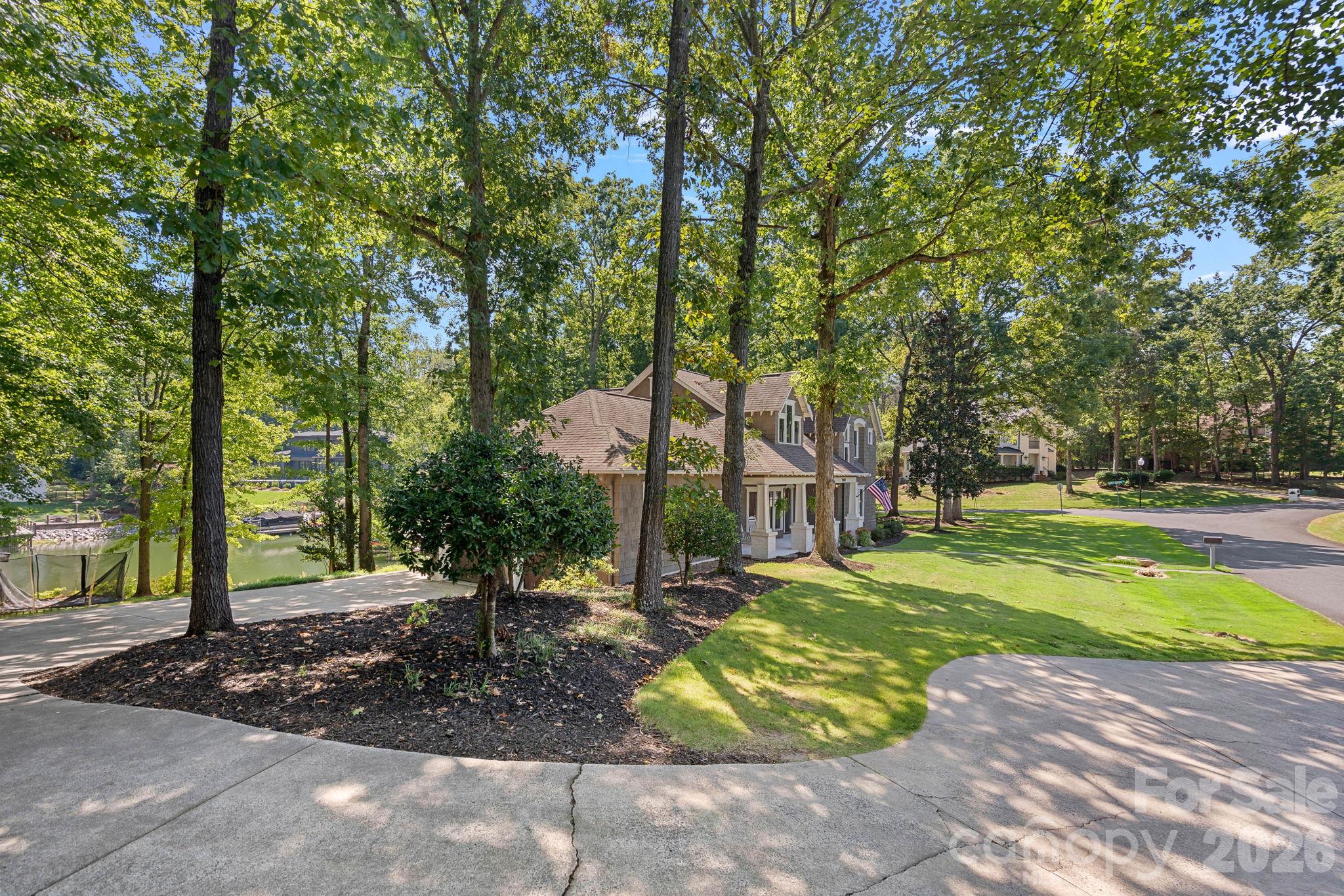 19610 Weavers Circle