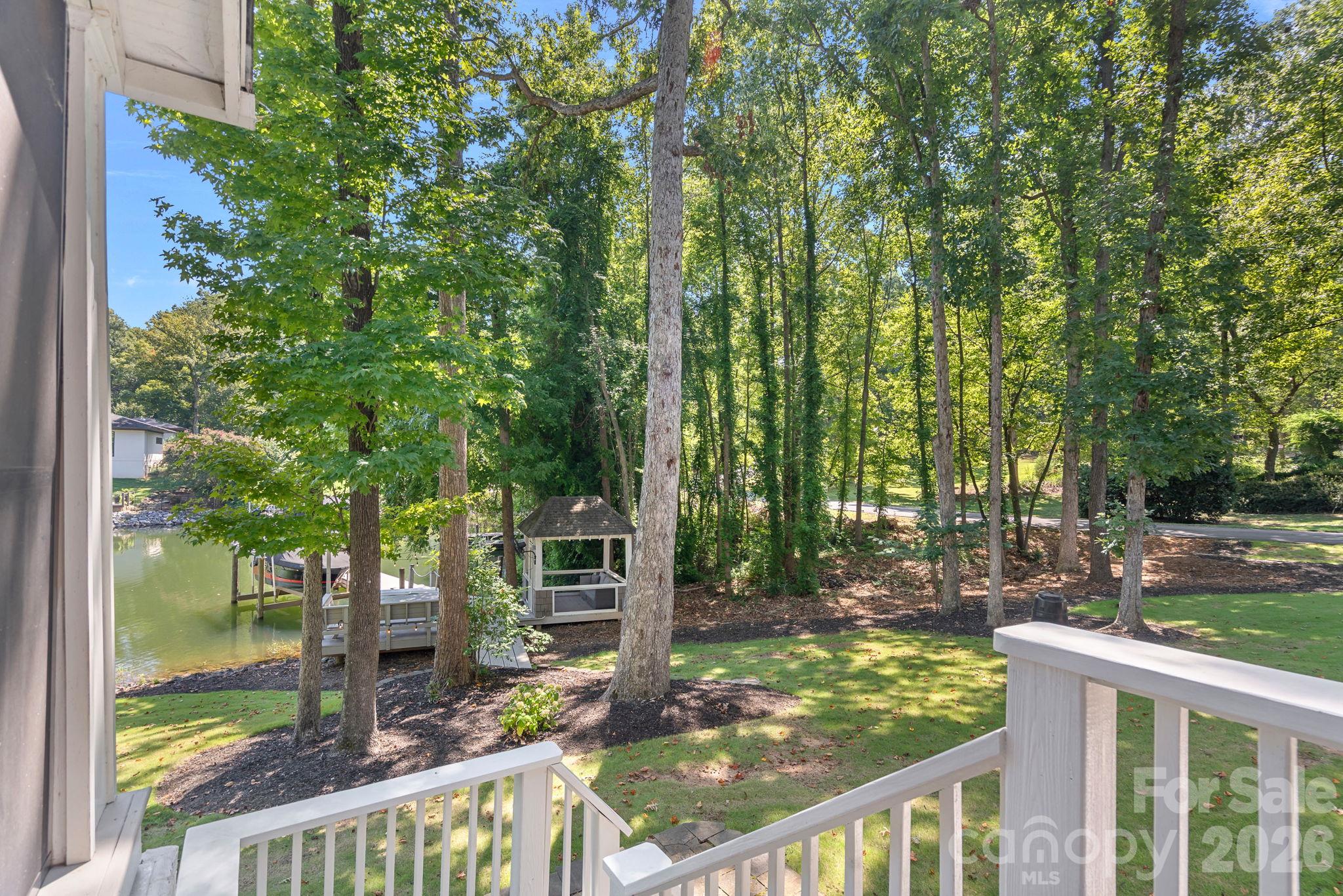 19610 Weavers Circle