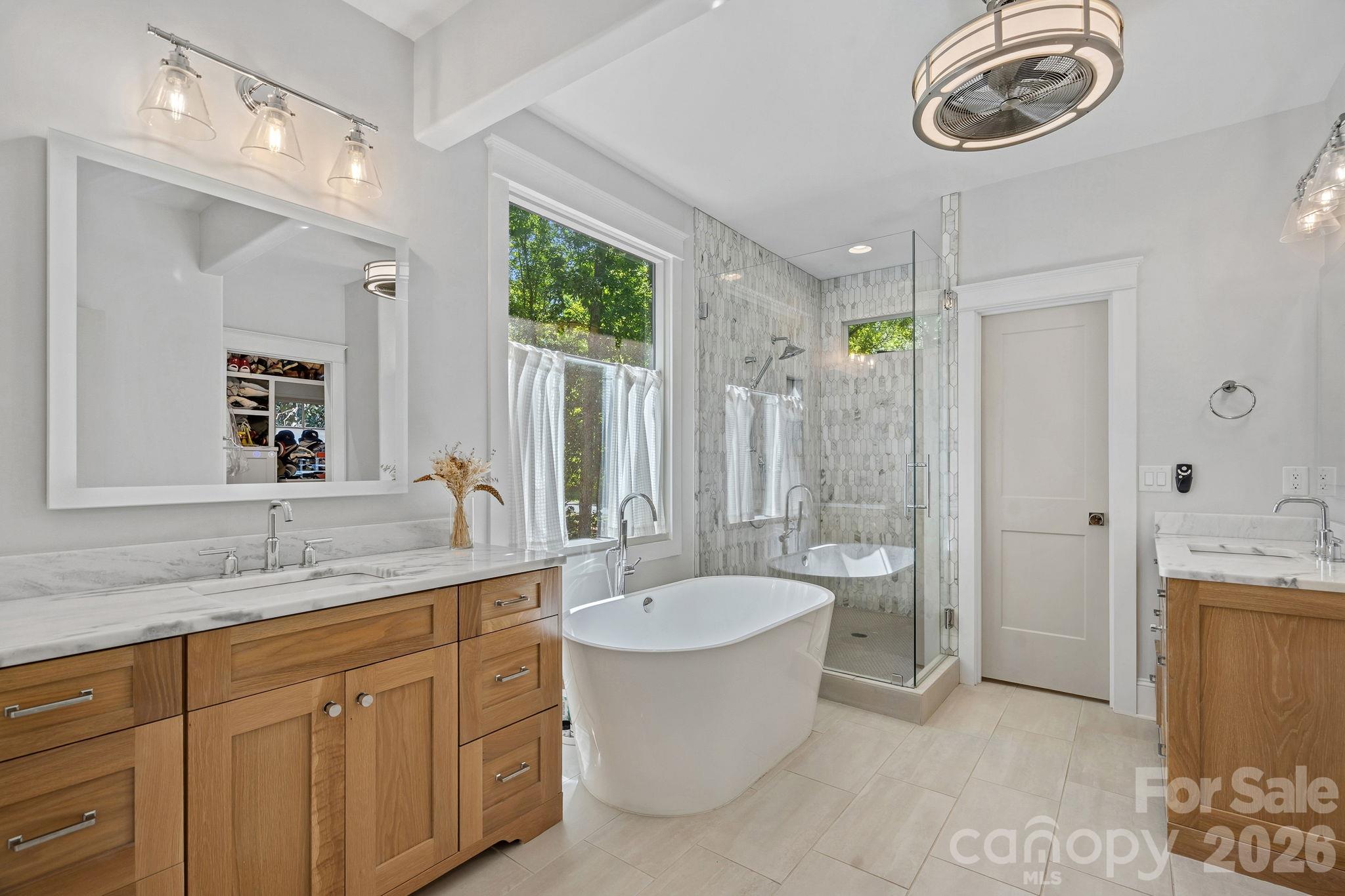 19610 Weavers Circle