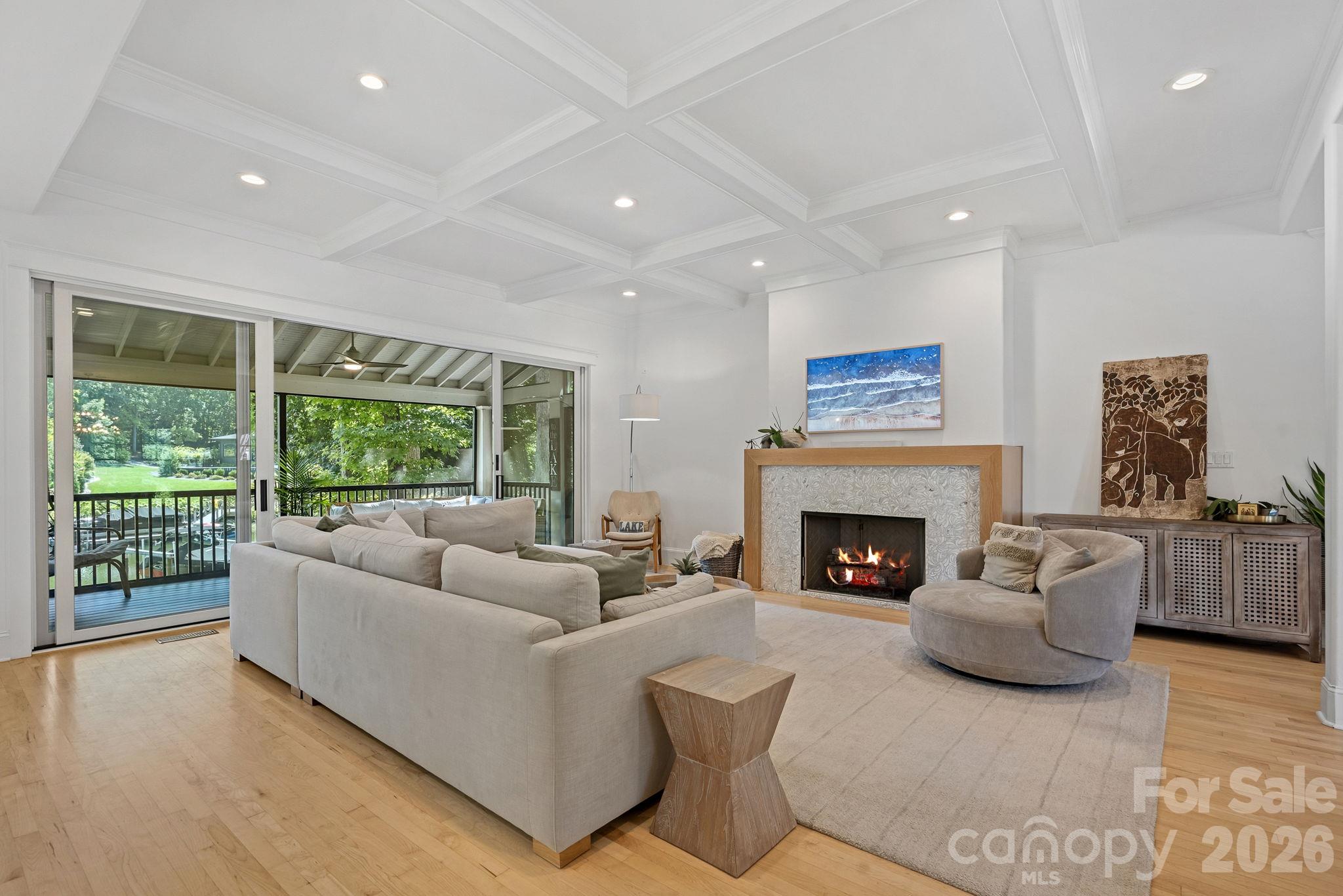 19610 Weavers Circle