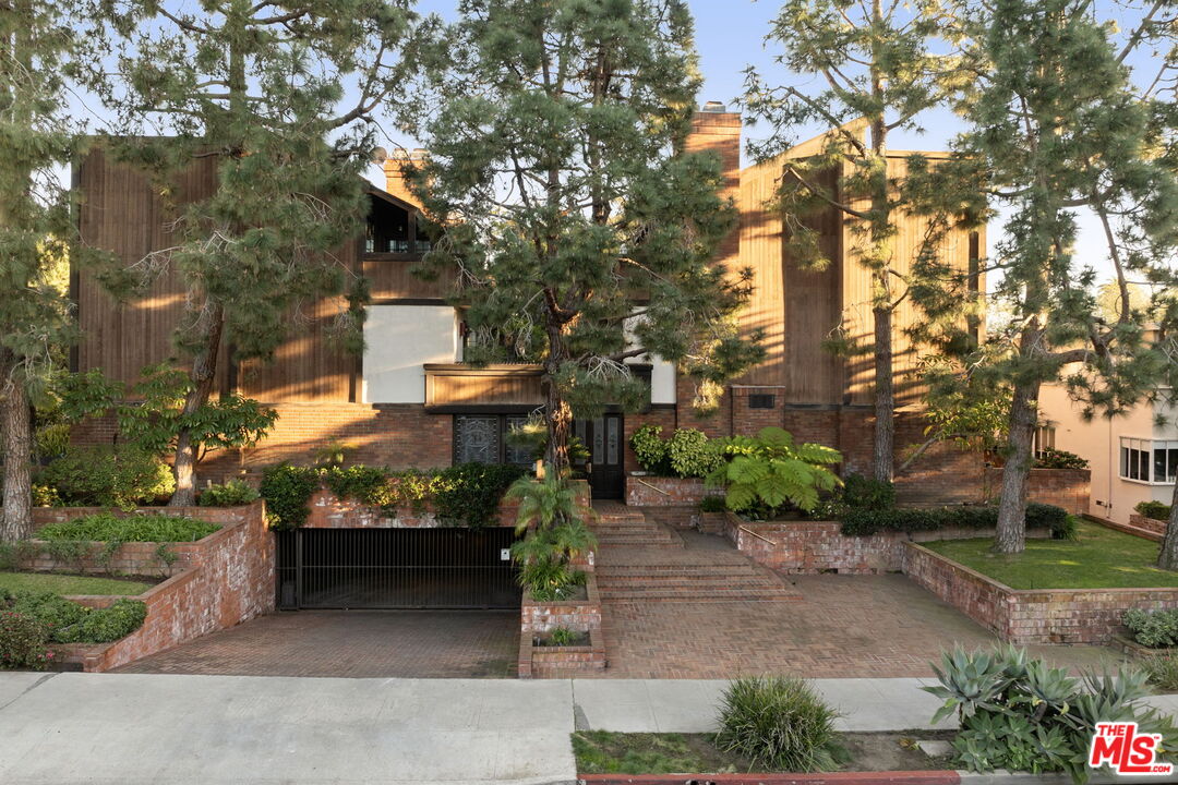 202 San Vicente Blvd Unit: 6