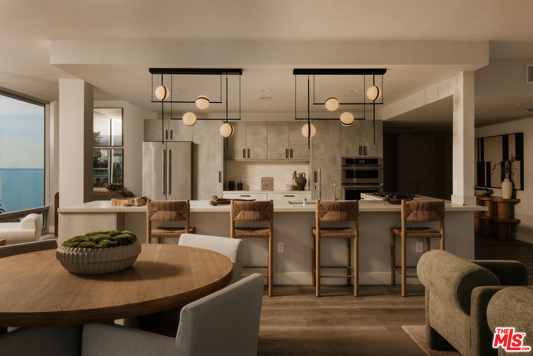 17352 W Sunset Blvd Unit: 1