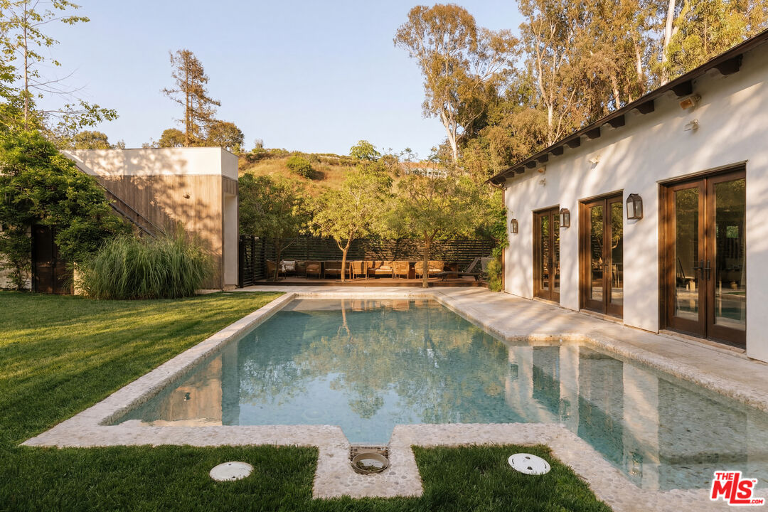 1105 Rivas Canyon Rd