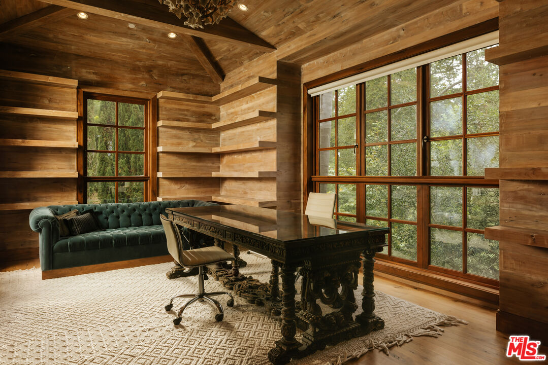 1105 Rivas Canyon Rd