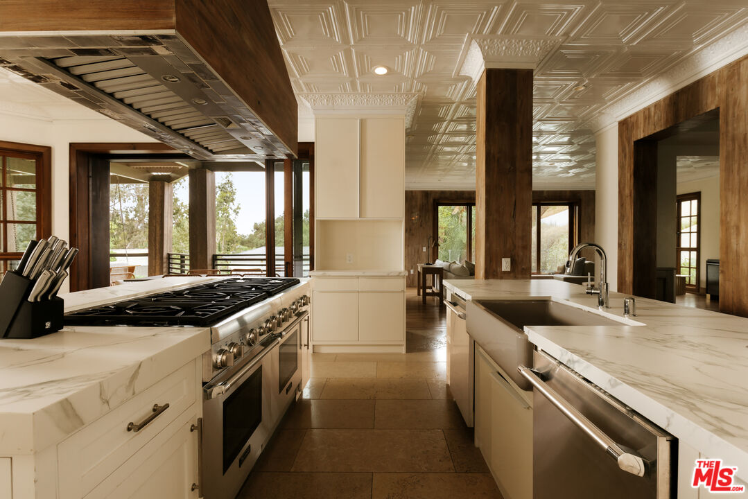 1105 Rivas Canyon Rd