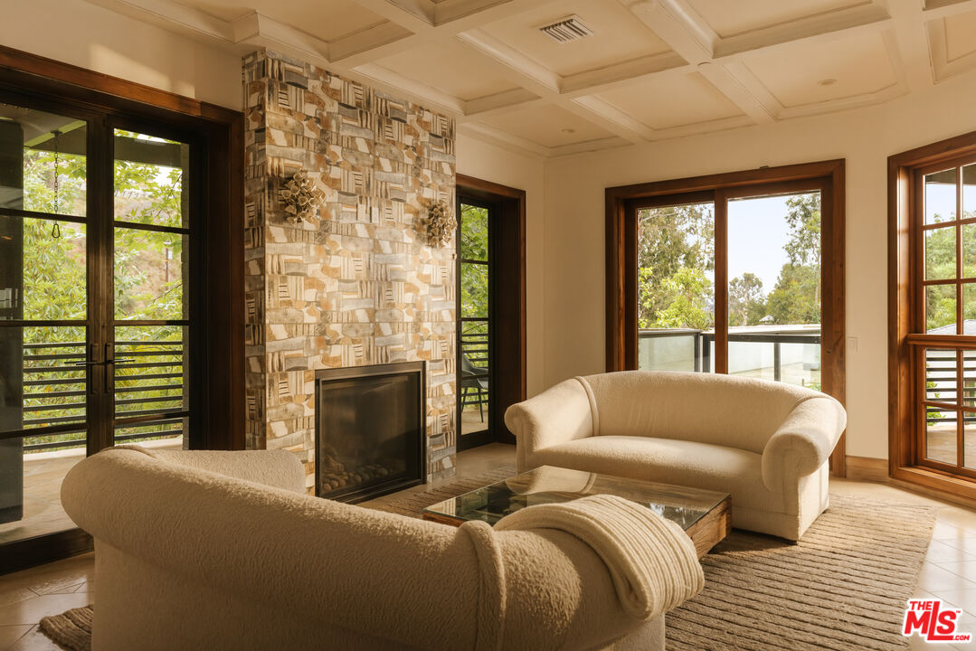 1105 Rivas Canyon Rd
