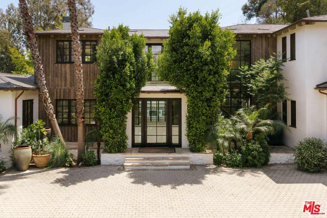 1105 Rivas Canyon Rd