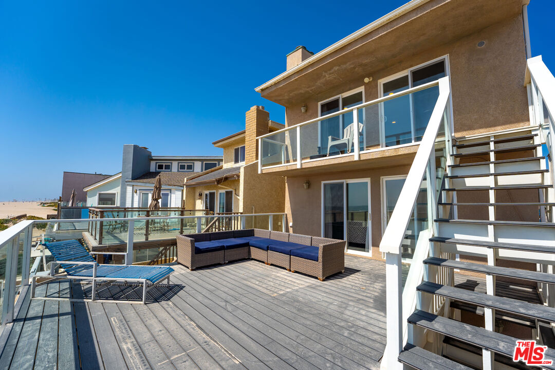 305 Ocean Dr